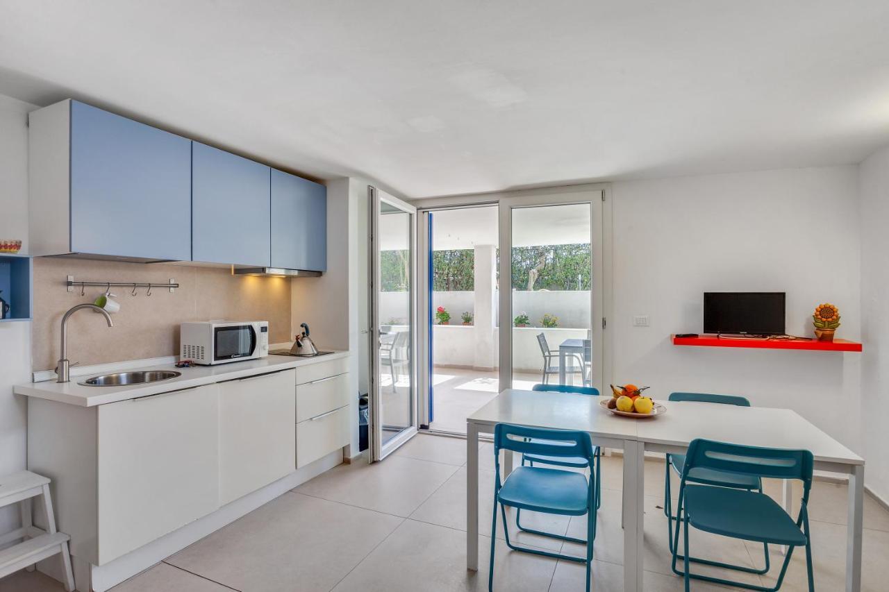 Casalmare Apartments One Step From The Sea Mola di Bari Exterior photo